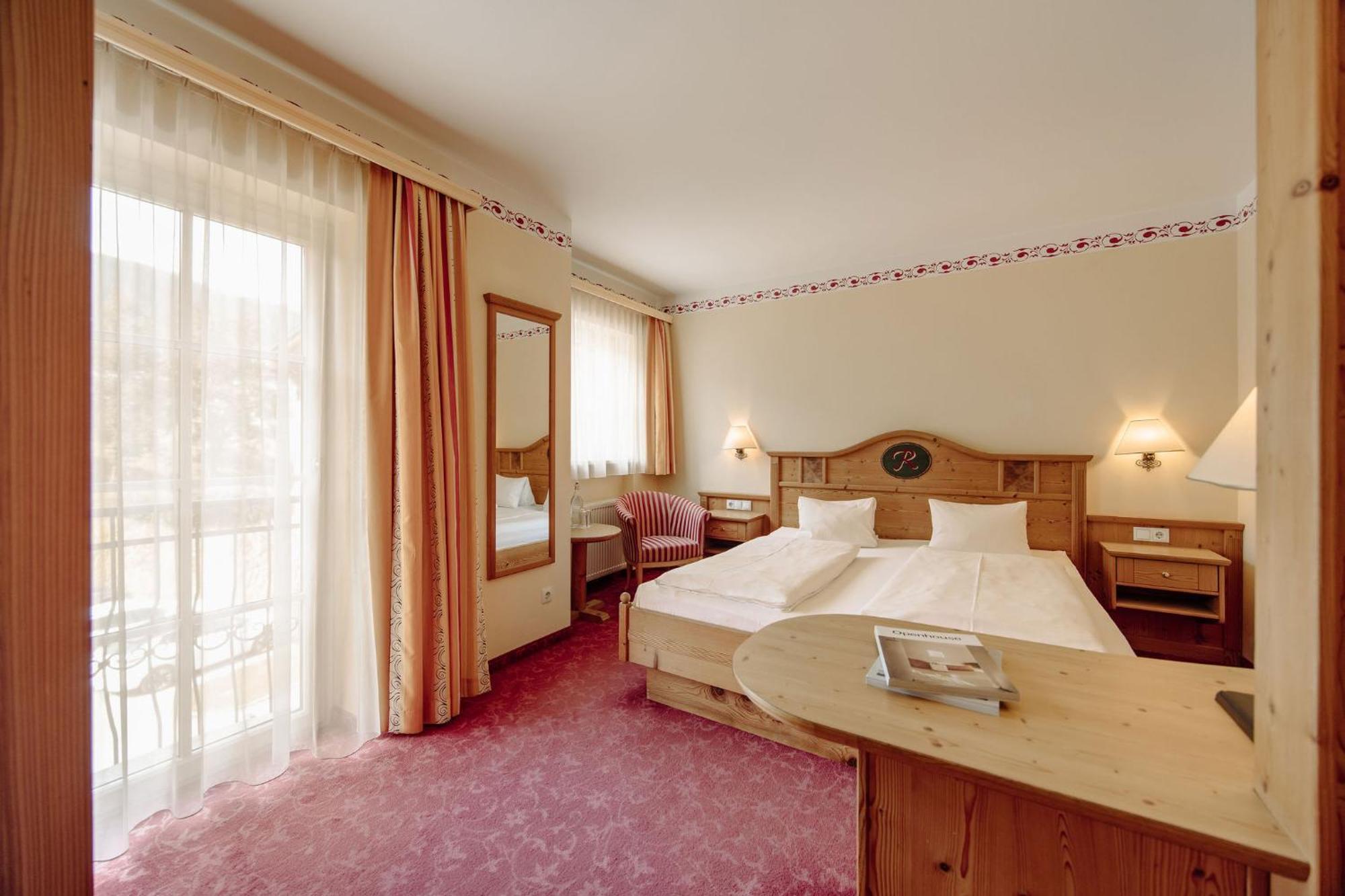 Familienresort Reslwirt 4*