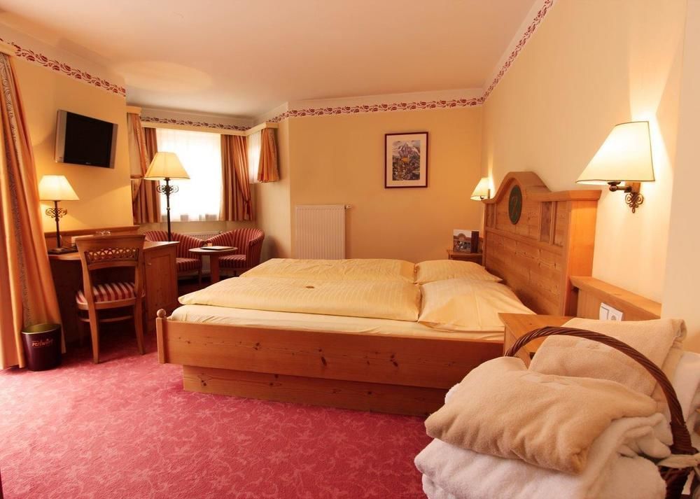 Familienresort Reslwirt Hotel Flachau